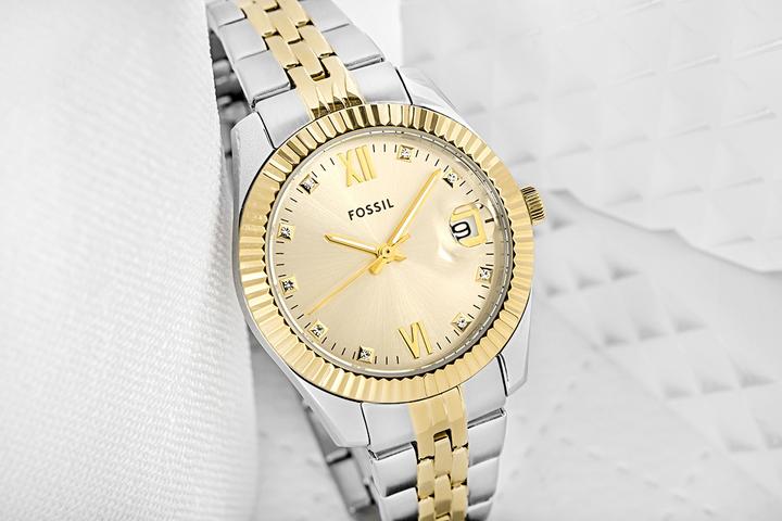 Image du produit Fossil Scarlette Mini (Montre analogique, 32 mm)