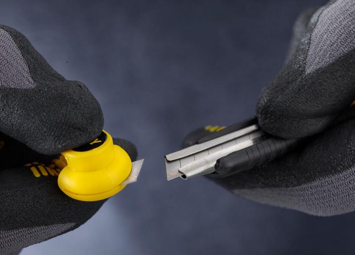 Image du produit Stanley Couteau MPO 1-10-409 L.135mm lame-L.9,5mm l.9mm (Cutters)