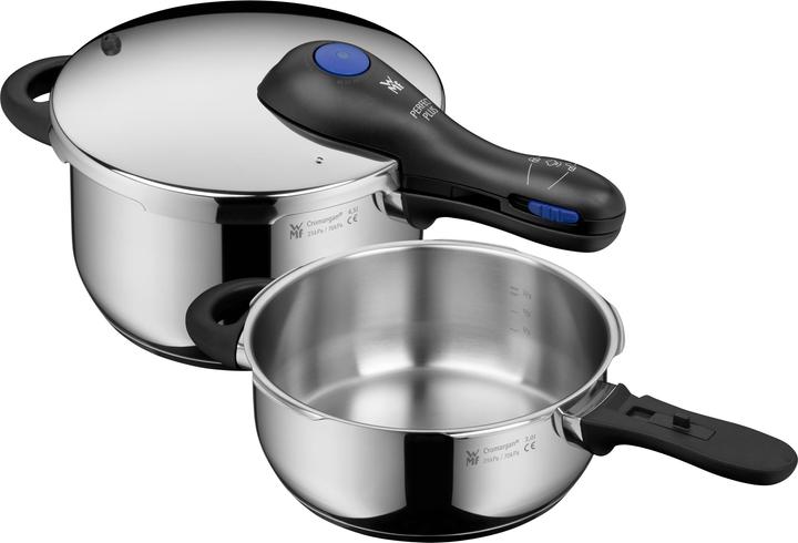 WMF Schnellkochtopf 3tlg 4,5+3l grosses Kochsignal Perfect Plus Induktion (22 cm, Pfannenset + Topfset, Edelstahl)