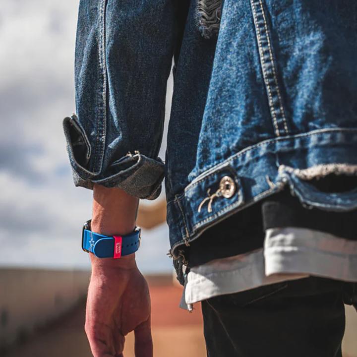 Produktbild Moby Fox Marvel bracelet pour smartwatch Insignia Collection: Captain America (Silikon)