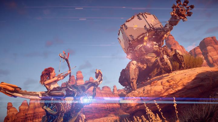 Actual product image Sony Horizon Zero Dawn: Complete Edition (PS4, EN, IT)