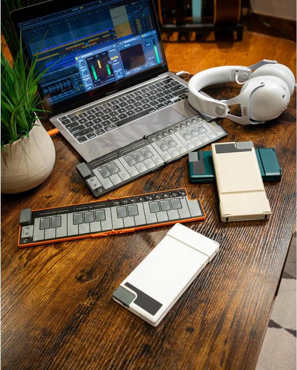 Immagine prodotto Korg Tastiera controller nanoKEY Fold Lava Orange Limited (Tastiera)