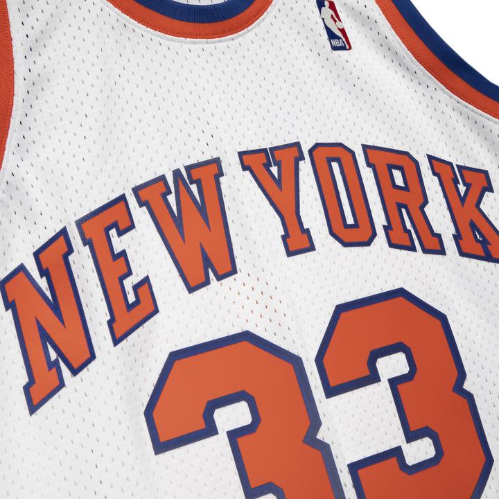 Image du produit Mitchell & Ness Maillot New York Knicks Patrick Ewing 1985/86 (L)