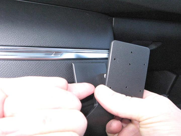 Actual product image Brodit ProClip - Mounting Clip(s) - Black