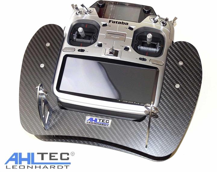 Produktbild AHLtec senderpult futaba t32mz carbon mit standard senderpultbügel, ohne handauflagen