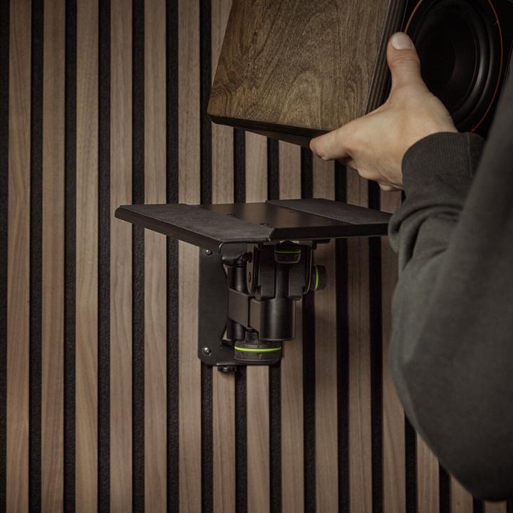 Image du produit Gravity SP WM 1 B - Support mural inclinable et pivotant pour moniteurs de studio (Installation murale, Pivotant, Inclinable)
