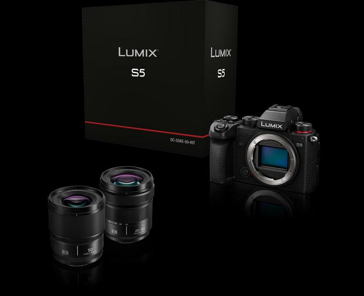 Image du produit Panasonic Lumix S5 Kit (25.28 Mpx, Plein format)