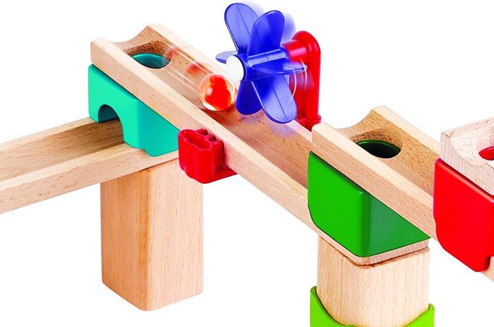 Immagine prodotto Hape Corsa veloce di biglie con domino