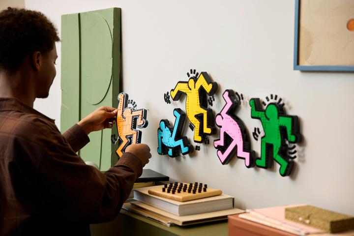 Produktbild LEGO Keith Haring – Tanzende Figuren (LEGO Art)