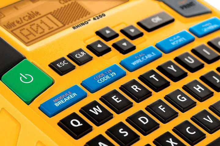 Immagine prodotto Dymo Stampante di etichette Rhino 4200 a trasferimento termico senza fili QWERTY (180 dpi)