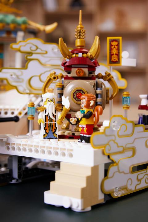 Actual product image LEGO Monkie Kid The Sky Realms (80039, LEGO Monkie Kid)