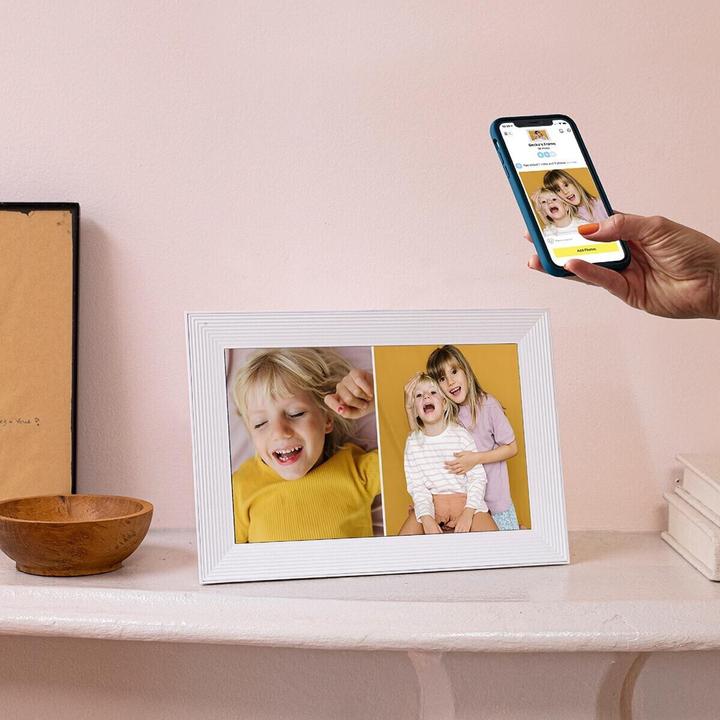 Actual product image Aura Frames Carver (10.10", 1280 x 800 pixels)