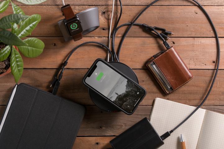 Immagine prodotto Nomad Cinghia di connessione moderna (44 mm, Acciaio inossidabile, Cuoio)