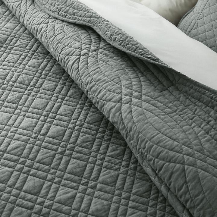 Actual product image La Redoute Interieurs Scenario Boutis (250 x 250 cm)