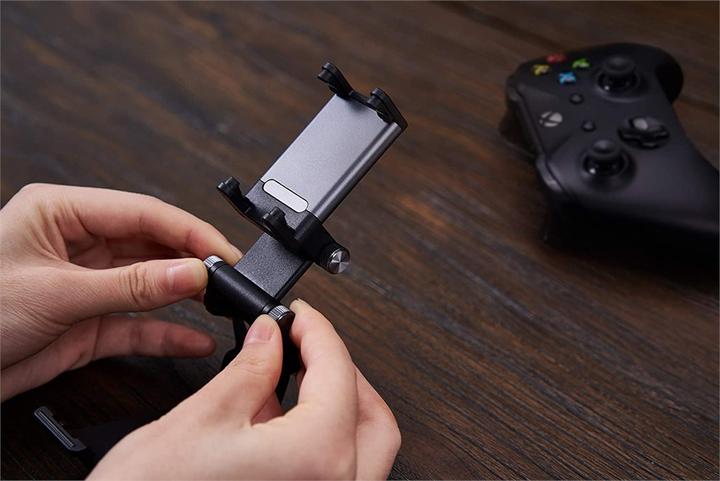 Image du produit 8bitdo Mobile Gaming-Clip (Xbox Series X)