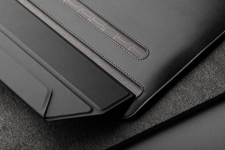 Actual product image Moshi Muse 14" 3-in-1 Slim Case - MacBook Pro 14" Case (2021) (Jet Black) (14", Universal)