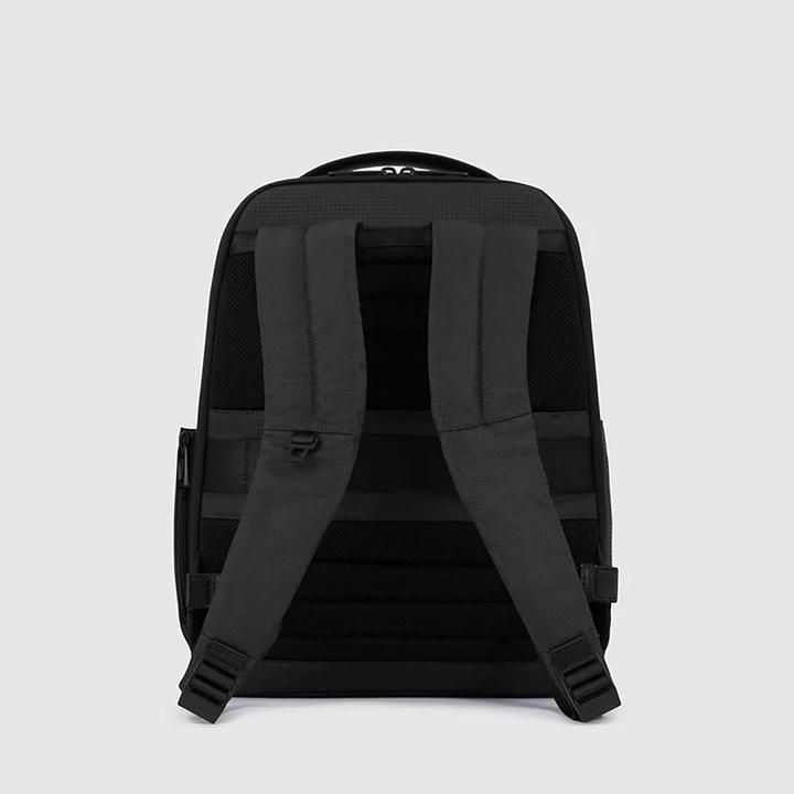 Actual product image Piquadro Backpack By (19 l)