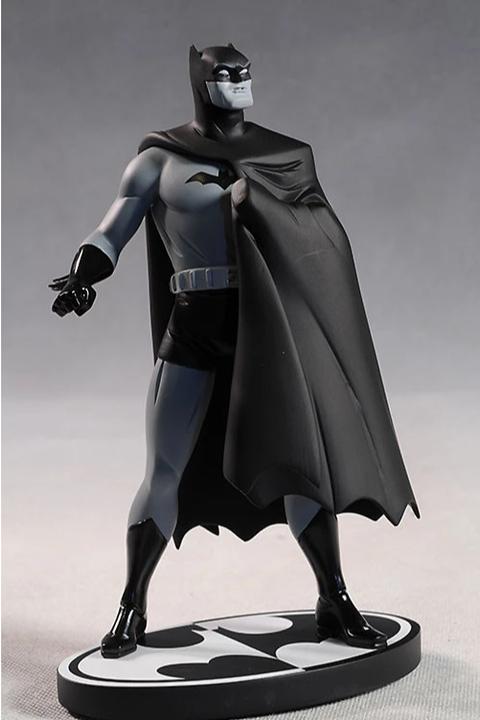 Produktbild DC Direct DC Comics “Batman Black and White” Statue by Darwyn Cooke