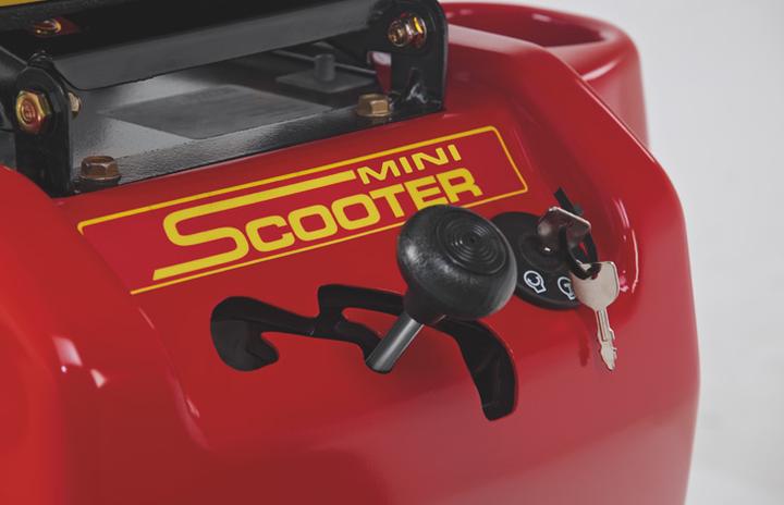 Actual product image Wolf-Garten Scooter Hydro (Petrol)