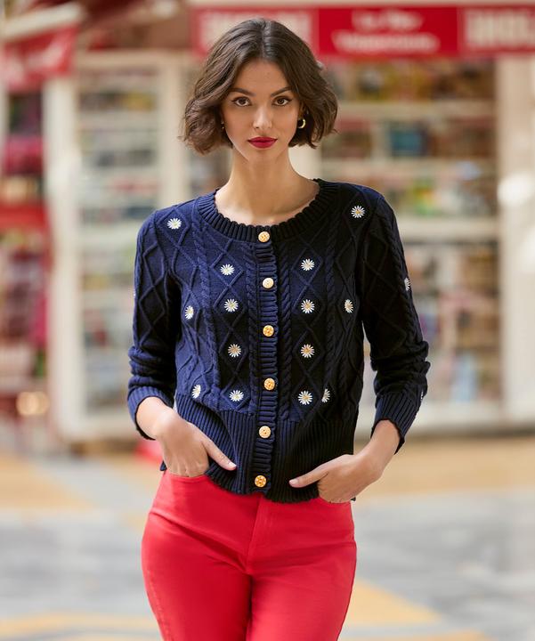 Image du produit Joe Browns Daisy Cable Knit Cardigan (42)