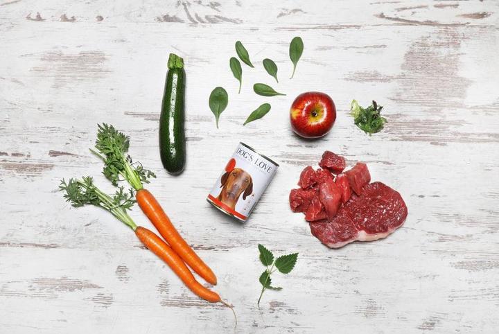 Immagine prodotto Dog's love Manzo adulto, mela, spinaci e zucchine (Adulto, 6 pz., 459 g)