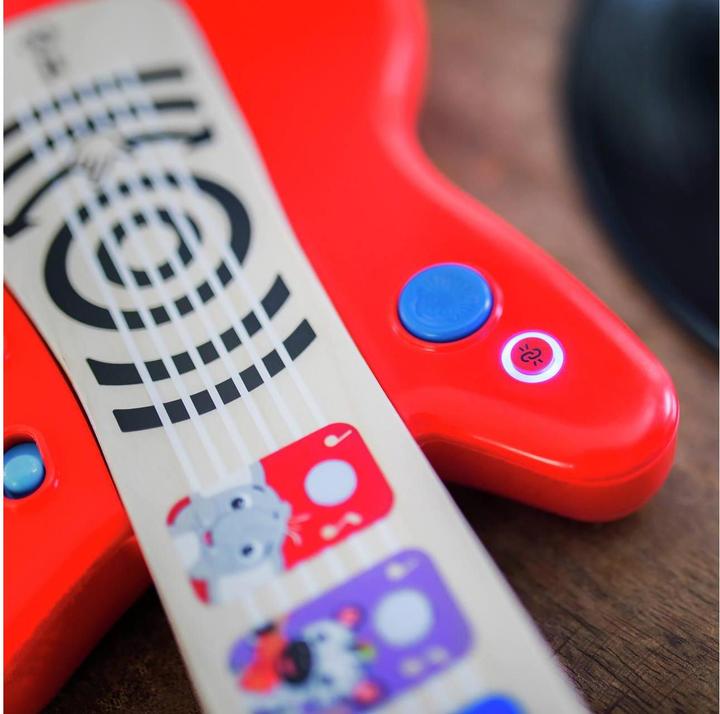 Immagine prodotto Hape Chitarra Deluxe Magic Touch (collegata) FSC (Italiano, Inglese, Tedesco, Francese)