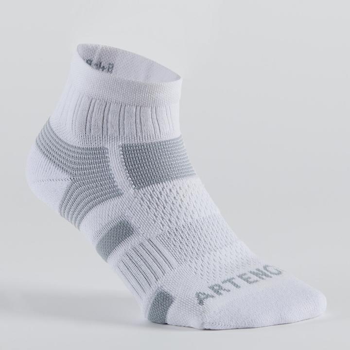Actual product image Artengo 560 MID (47, 50)