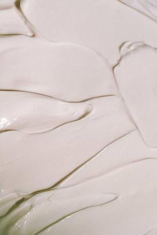 Immagine prodotto Madara Crema corpo naturale Mantello di donna e burro di karité - 150ml - Mádara (Crema corpo, 150 ml)