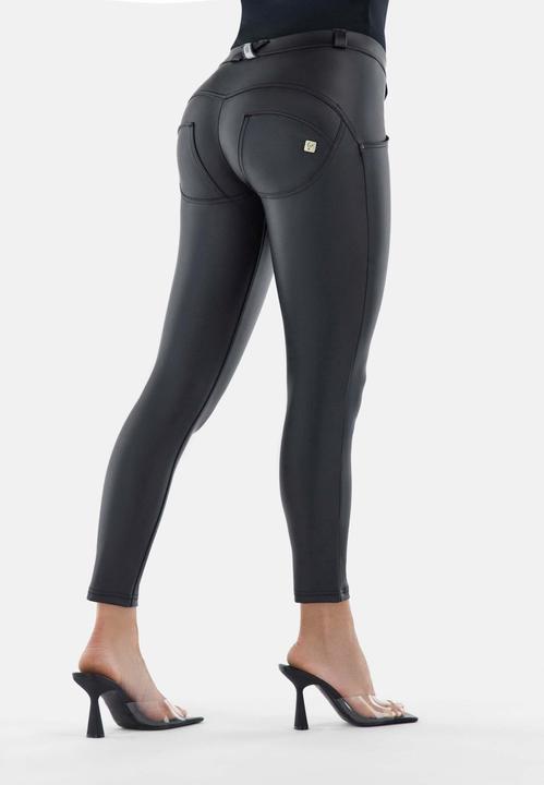 Immagine prodotto Freddy WR.UP® Pantaloni modellanti 7/8 WRUP4RC006PREC (M)