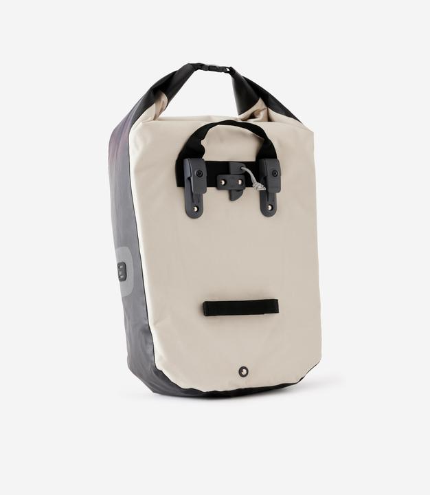 Actual product image Decathlon 500 (20 l, Luggage carrier bag)
