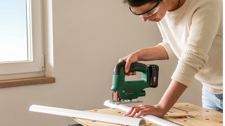 Productafbeelding Bosch Home & Garden EasySaw 18V-70