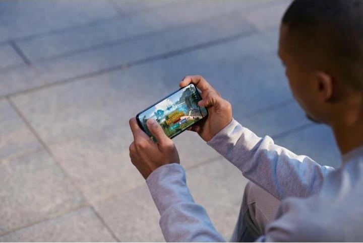 Actual product image OPPO Reno2 (256 GB, Ocean Blue, 6.50", Hybrid Dual SIM, 48 Mpx, 4G)