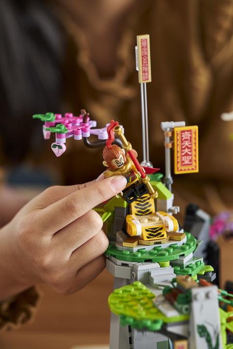 Produktbild LEGO Der legendäre Berg der Blumen und Früchte (80024, LEGO Seltene Sets, LEGO Monkie Kid)