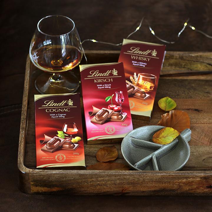 Produktbild Lindt Tafelschokolade Milch Kirschwasser (100 g)