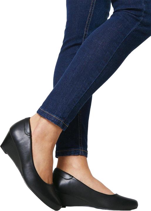 Actual product image Good For The Sole Womens/Ladies Cerys Low Heel Court Shoes (40)