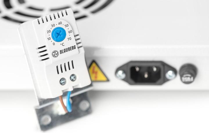 Produktbild Digitus Einschubbelüftungseinheit DN-19 FAN-2-HO