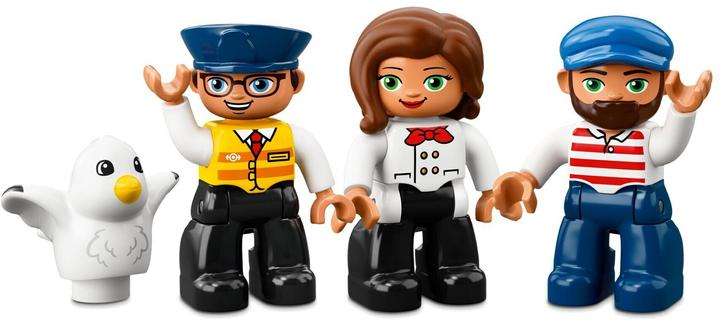 Actual product image LEGO Freight train (10875)