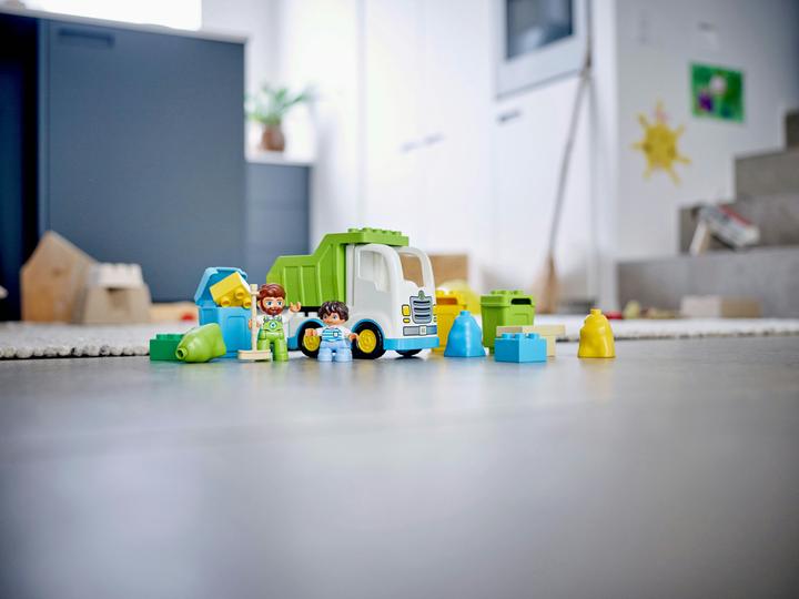 Produktbild LEGO Müllabfuhr und Wertstoffhof (10945)