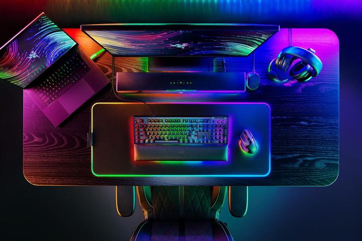 Actual product image Razer BlackWidow V4 Pro (DE, Cable)