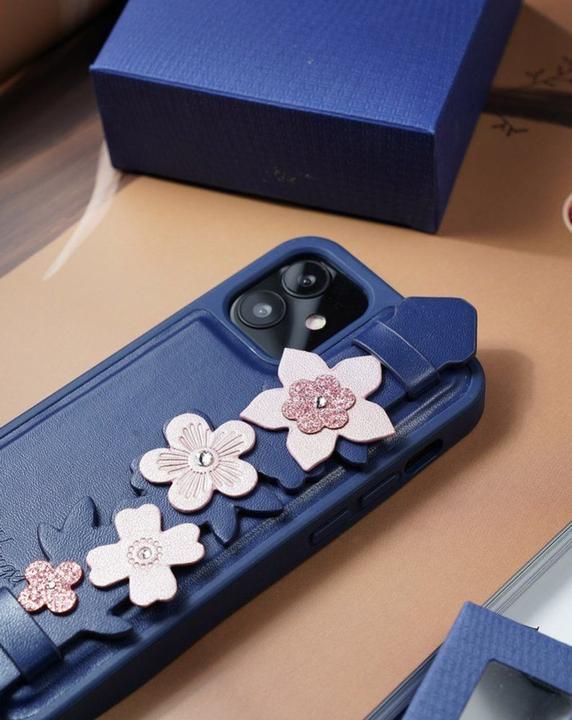 Produktbild Kingxbar The Sweet Series case is decorated with original Swarovski crystals for the iPhone 12 mini blue (Apple iPhone 12 mini)