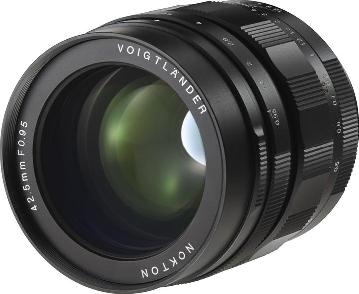Image du produit Voigtländer Objectif Nokton 42.5mm, f/0.95, Micro Four Thirds (Micro Four Thirds, Micro Four Thirds)