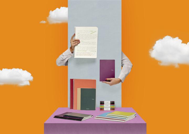 Immagine prodotto Fabriano SKIZZENHEFT A4 FABR.70b SPIR. VINO (A4, Nessuna, Copertina morbida)