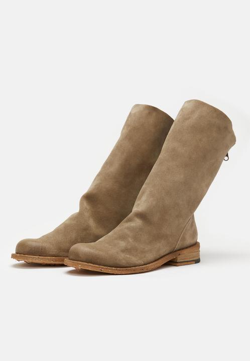 Immagine prodotto Felmini Con questo comodo ed elegante stivale casual puoi essere certo di avere una qualità di prima classe. (37)
