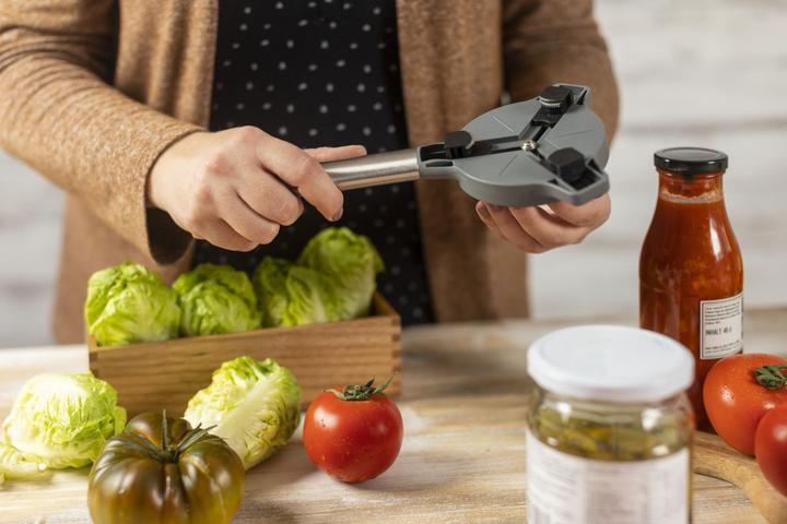 Produktbild Kuhn Rikon Deluxe Gripper Deckelöffner grau