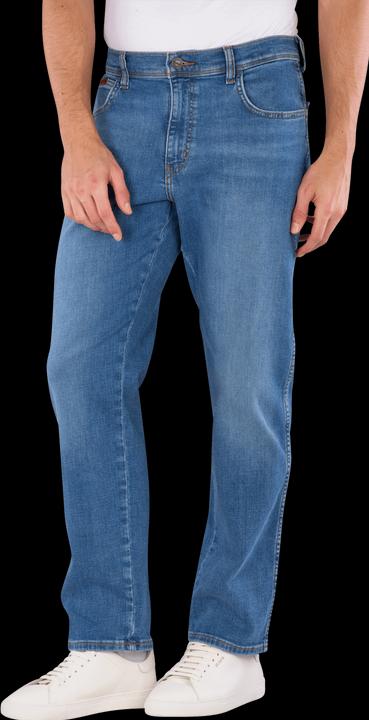 Actual product image Wrangler 10022040 (W30/L32)