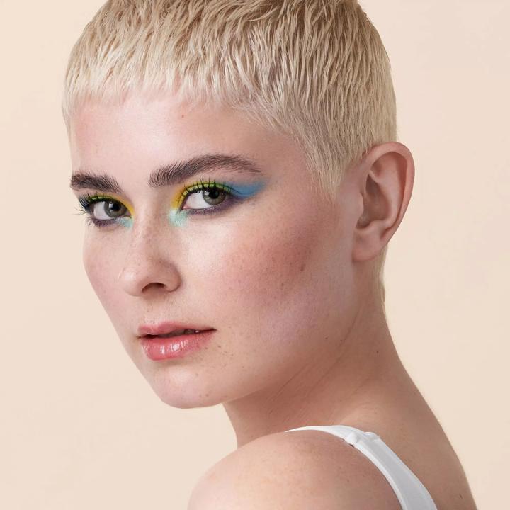 Actual product image Catrice Colour Blast Eyeshadow Palette 020 Blue meets Lime (020 Blue meets Lime)