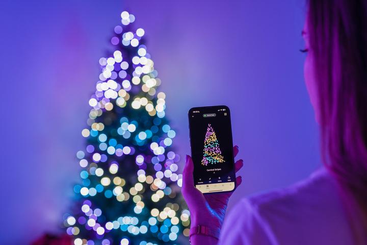 Actual product image Twinkly Tree PreLit (150 cm)