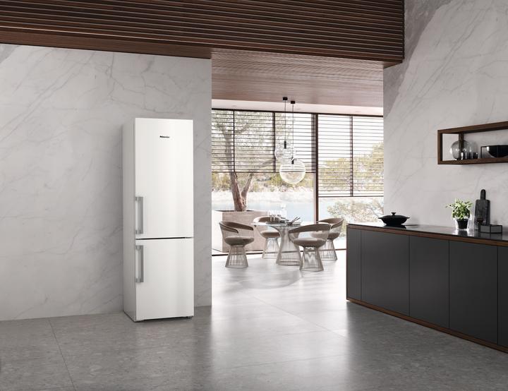 Actual product image Miele KFN 4797 CD (362 l)