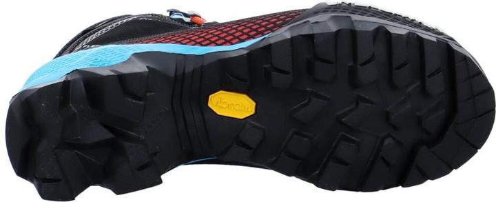 Actual product image La Sportiva Aequilibrium ST GTX (37.5)