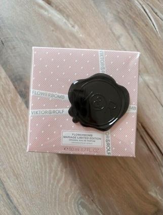 Actual product image Viktor & Rolf Flowerbomb Mariage Limited Edition - EDP - 50 ml (Eau de parfum)
